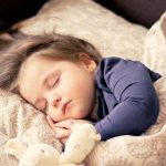 تاثیر خواب ناکافی بر مغز کودکان