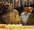 صف طولانی مردم برای خرید طلا در ۱۳ صفر/ در سال‌های گذشته چنین چیزی را ندیده بودیم/ ما هم تعجب کردیم