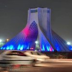 آزادی به رنگ آبی درآمد