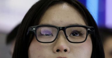 علی بابا عینک هوش مصنوعی می‌فروشد