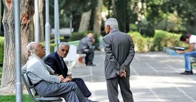 پرداخت وام فوری ۱۲۰ میلیون تومانی به بازنشستگان تکذیب شد